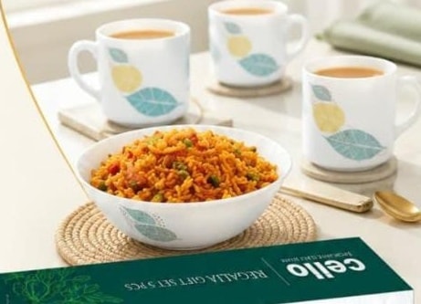 Cello set with 1 multipurpose bowl and 4 medium mugs.